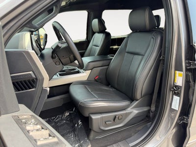 2022 Ford F-450SD Lariat DRW