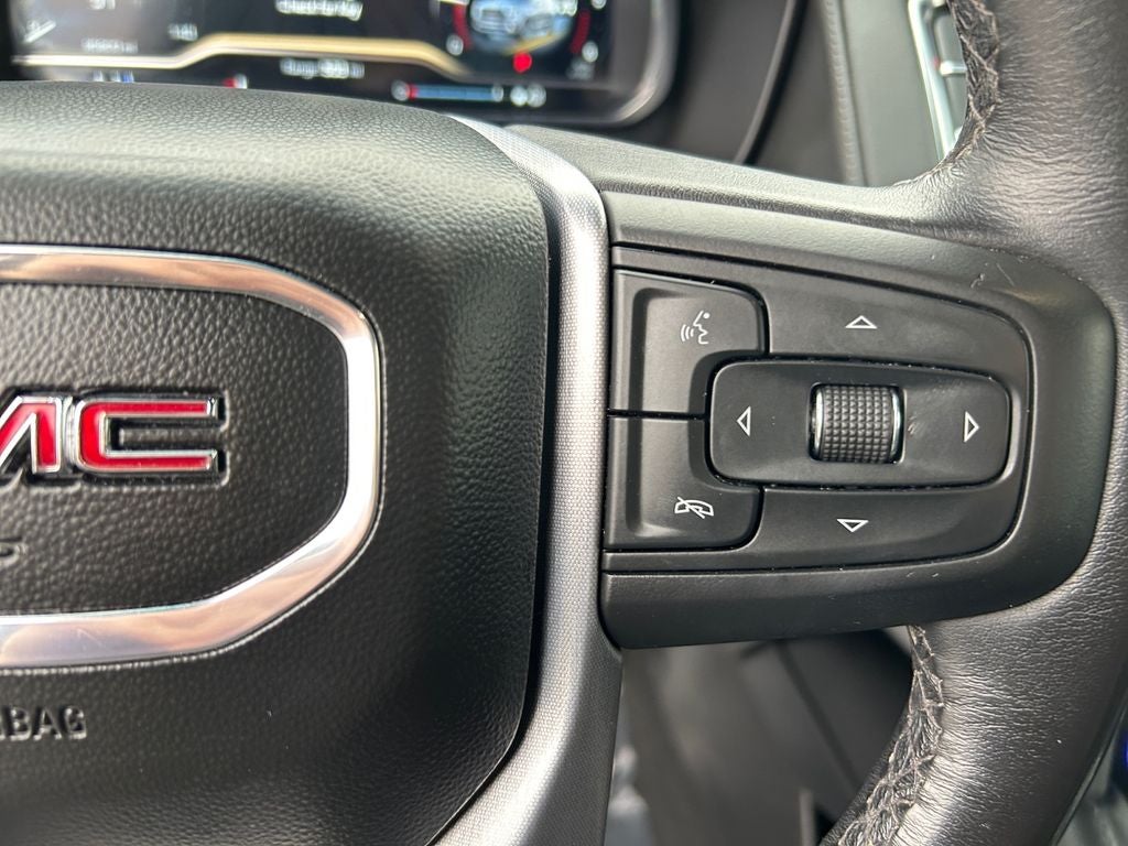 2022 GMC Yukon XL SLE