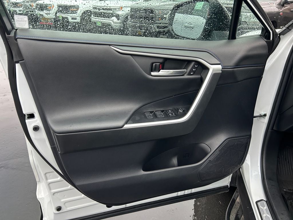 2023 Toyota RAV4 Hybrid XSE