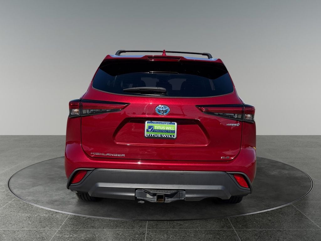 2022 Toyota Highlander Hybrid XLE