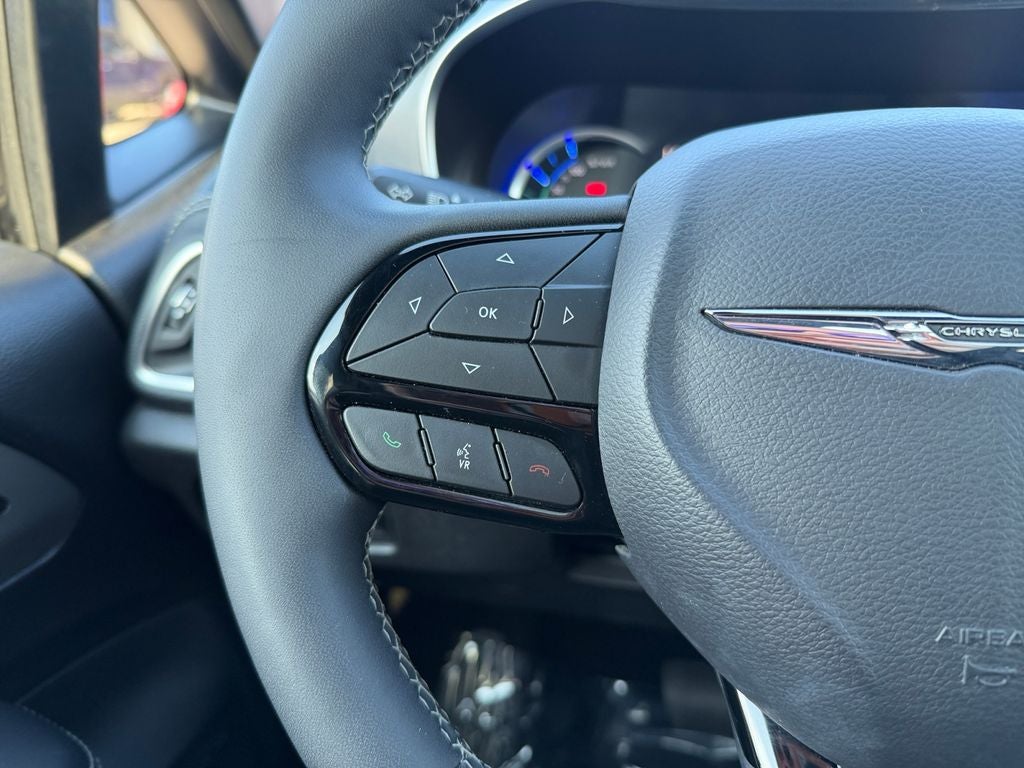 2023 Chrysler Pacifica Hybrid Limited