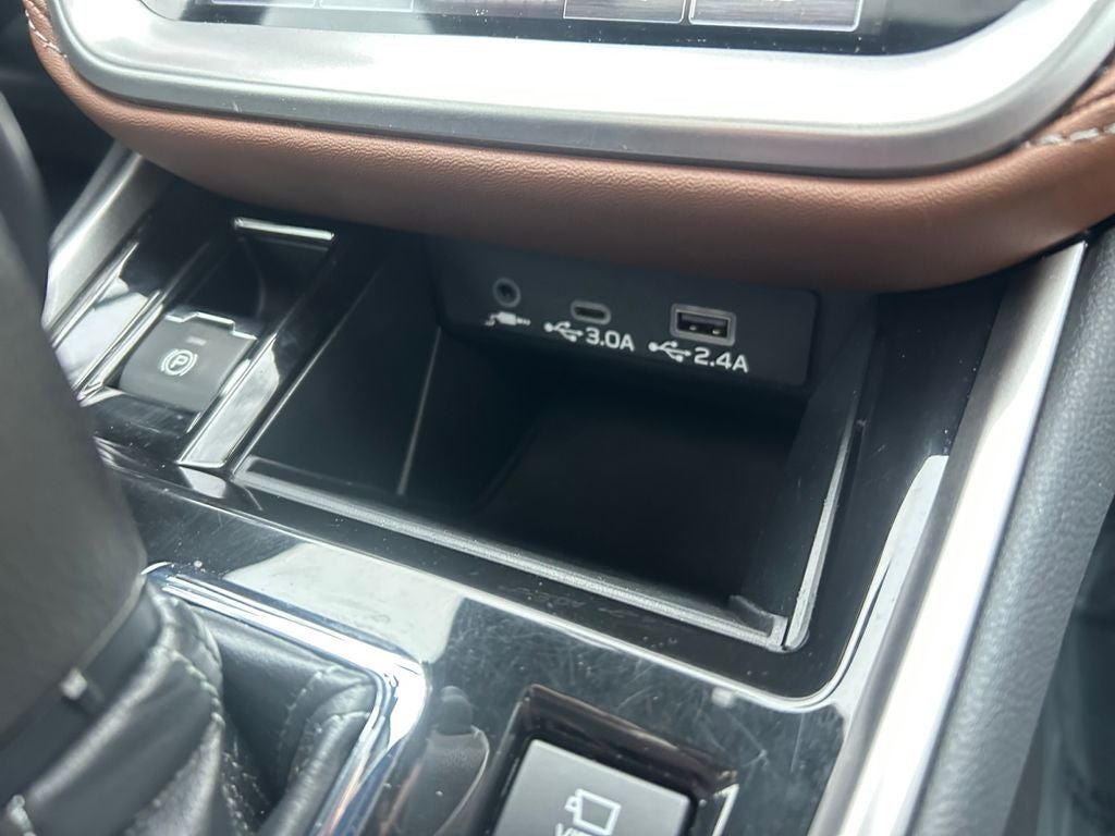 2025 Subaru Outback Touring XT