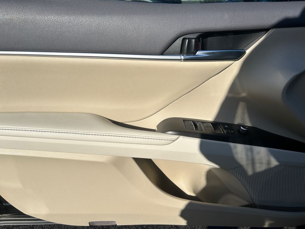 2022 Toyota Camry Hybrid Base