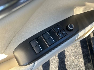 2022 Toyota Camry Hybrid Base