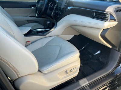 2022 Toyota Camry Hybrid Base