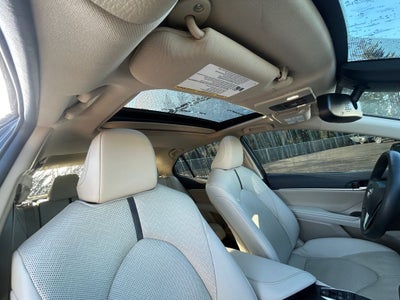 2022 Toyota Camry Hybrid Base