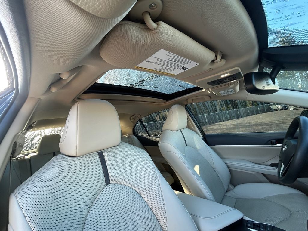 2022 Toyota Camry Hybrid Base