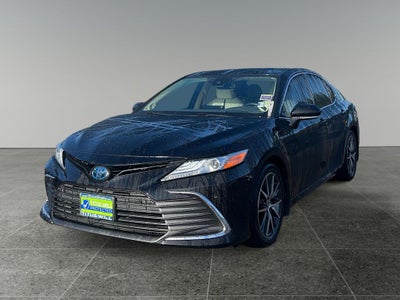 2022 Toyota Camry Hybrid Base