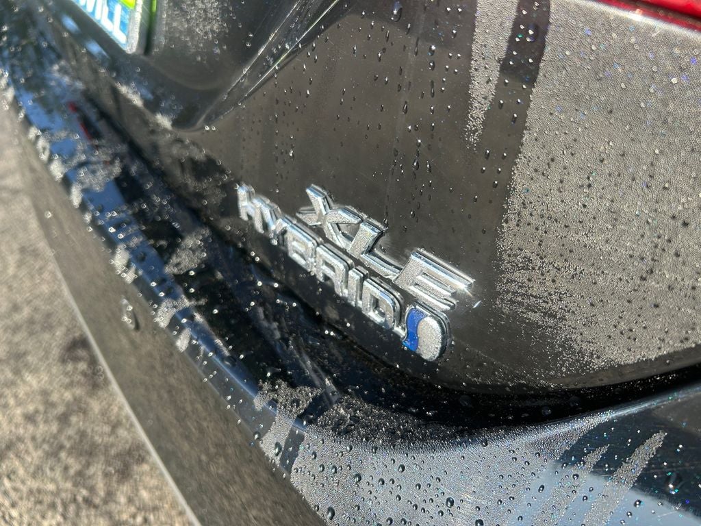 2022 Toyota Camry Hybrid Base