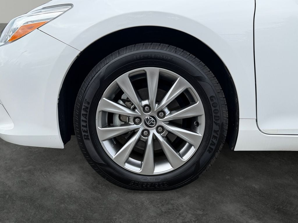 2016 Toyota Camry Hybrid XLE