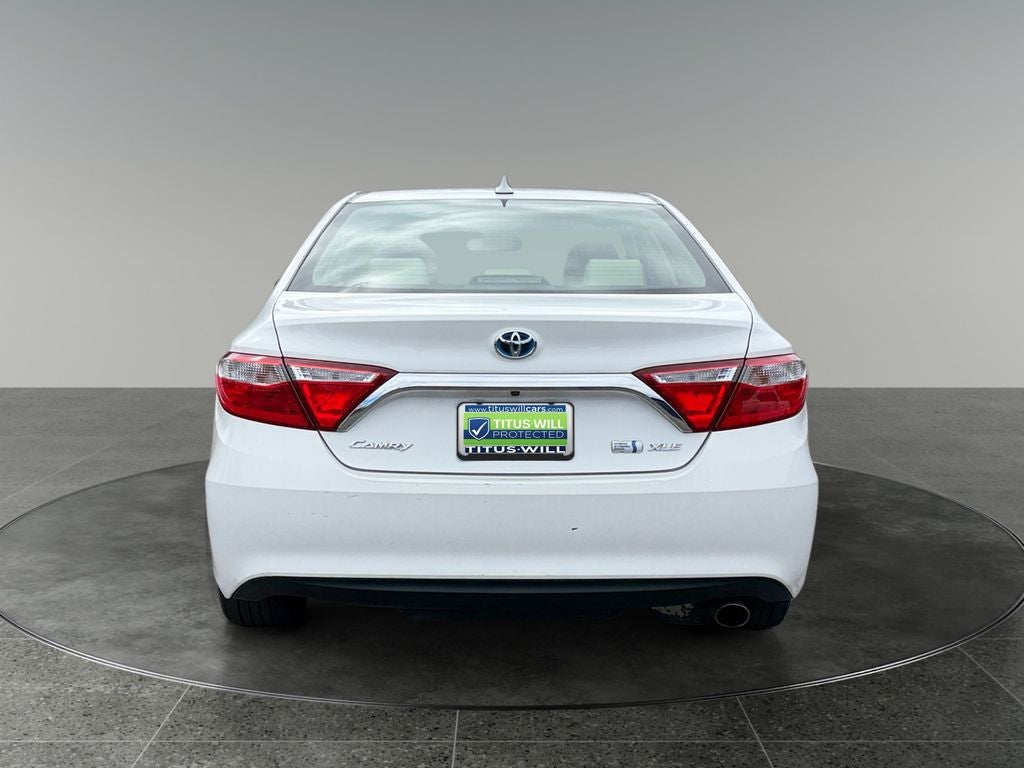 2016 Toyota Camry Hybrid XLE