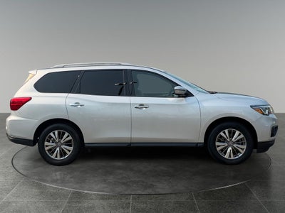 2019 Nissan Pathfinder SL