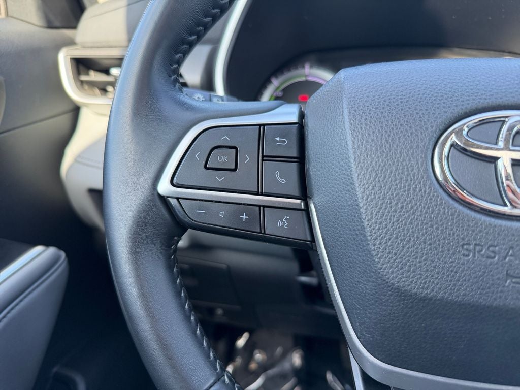 2022 Toyota Highlander Hybrid XLE