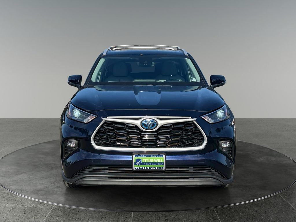 2022 Toyota Highlander Hybrid XLE