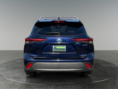 2022 Toyota Highlander Hybrid XLE