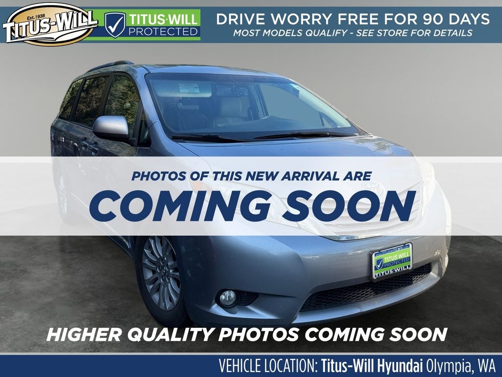 2017 Toyota Sienna XLE 8 Passenger