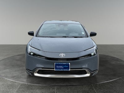 2025 Toyota Prius Plug-In Hybrid SE