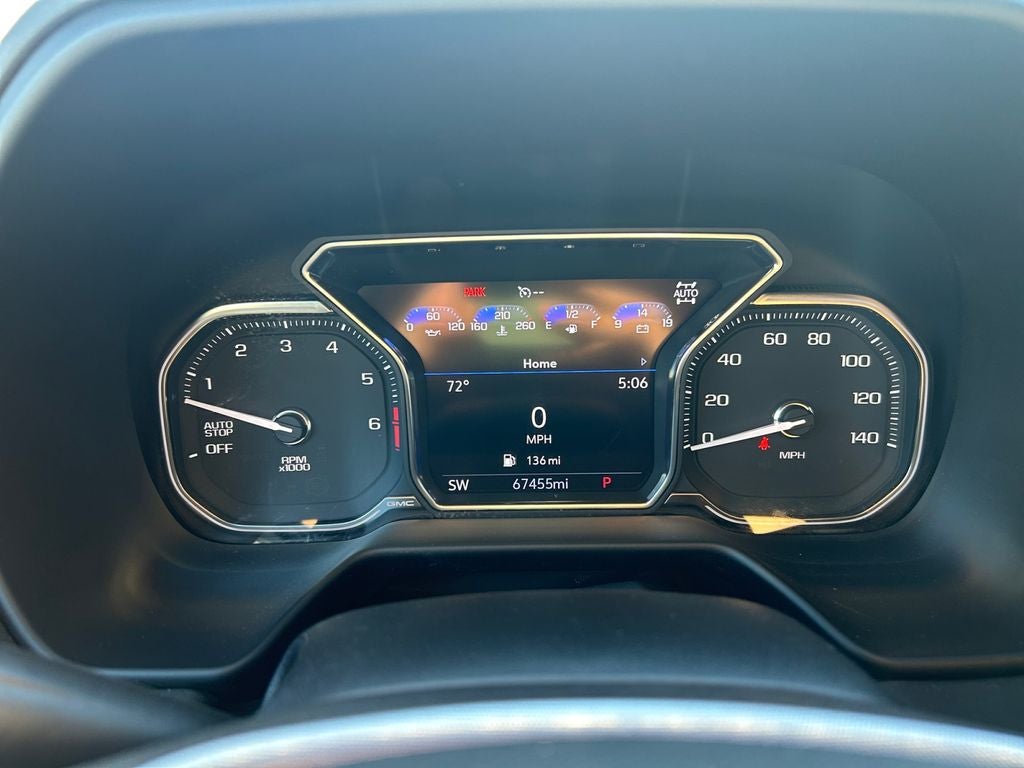2021 GMC Yukon SLT