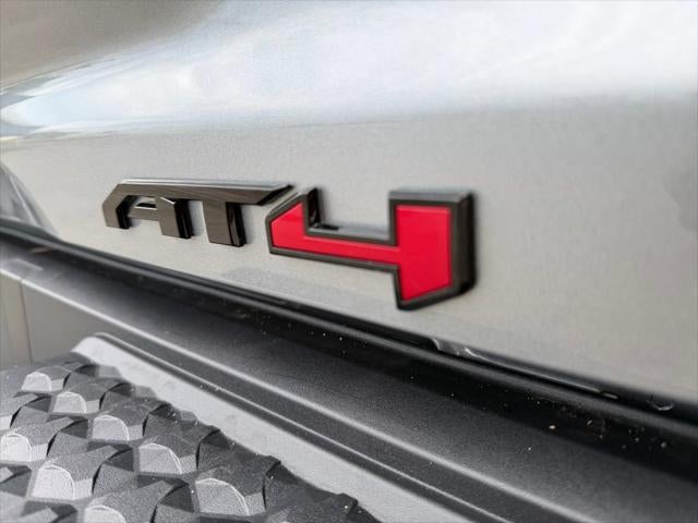 2025 GMC Canyon AT4