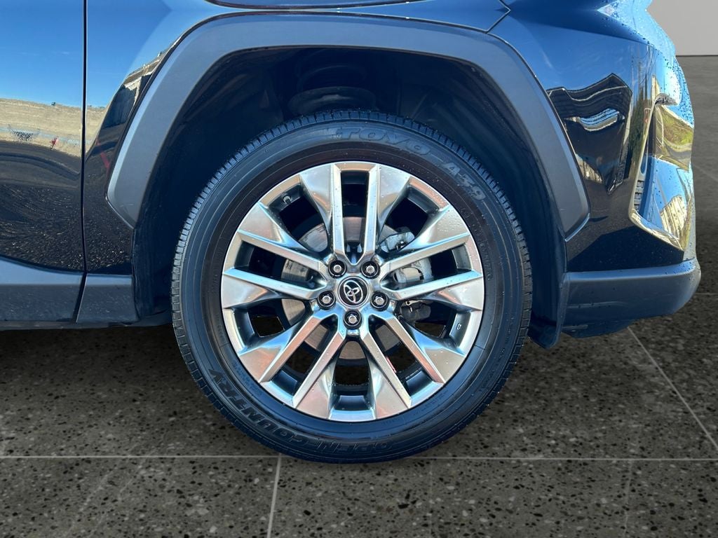 2019 Toyota RAV4 XLE Premium