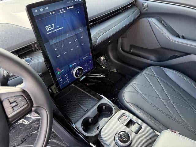 2024 Ford Mustang Mach-E Select