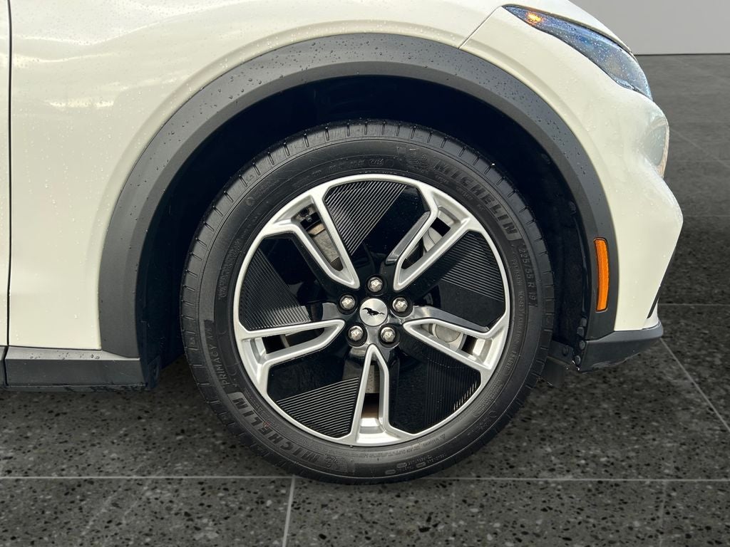 2022 Ford Mustang Mach-E Select