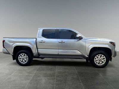 2025 Toyota TACOMA SR5 SR5