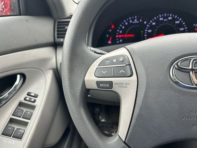 2011 Toyota CAMRY LE