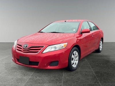 2011 Toyota CAMRY LE