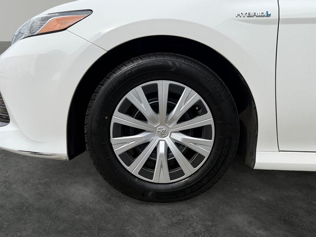 2020 Toyota Camry Hybrid LE