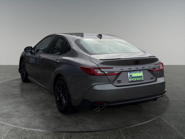 2025 Toyota Camry SE HYBRID