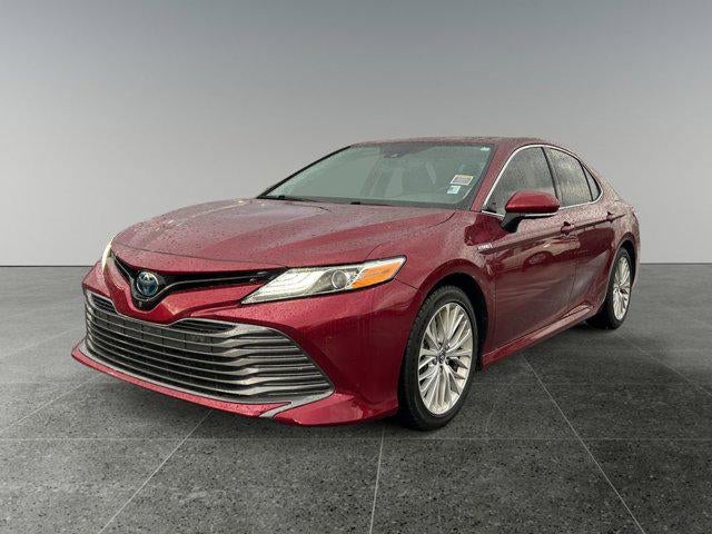 2020 Toyota CAMRY HYBRID XLE