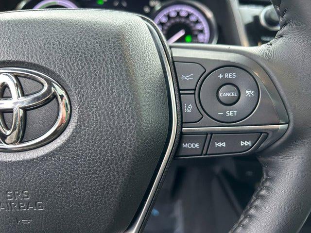 2020 Toyota CAMRY HYBRID XLE 1 Owner Local Trade In