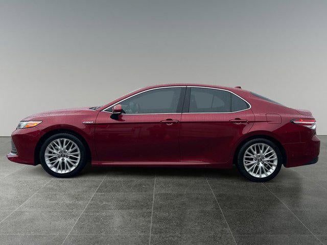 2020 Toyota CAMRY HYBRID XLE 1 Owner Local Trade In