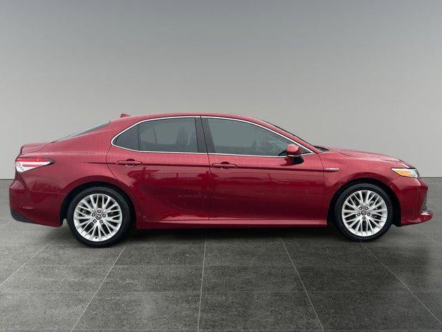 2020 Toyota CAMRY HYBRID XLE 1 Owner Local Trade In