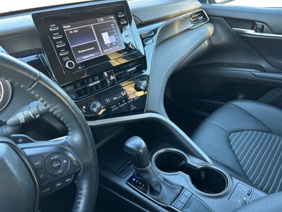 2024 Toyota CAMRY SE