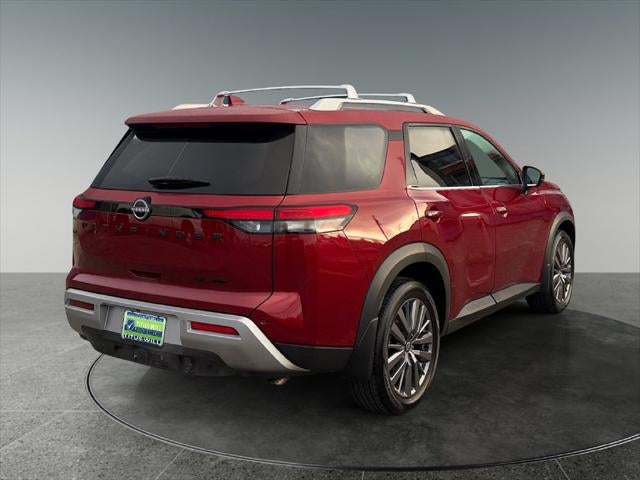 2023 Nissan Pathfinder SL