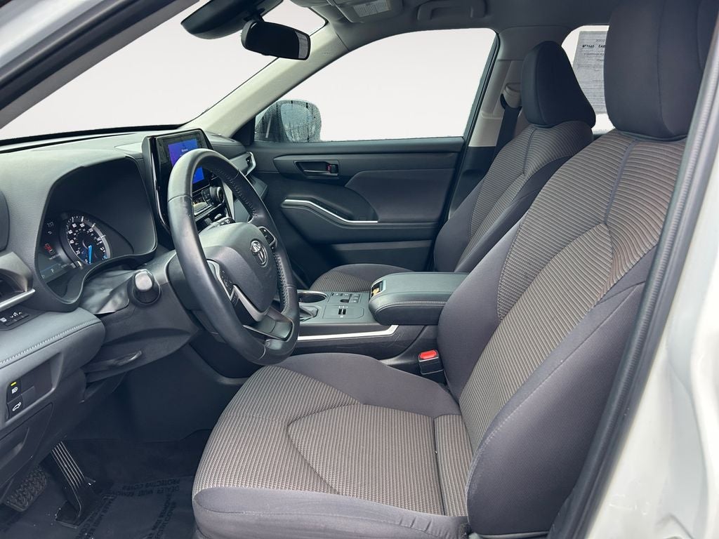 2023 Toyota Highlander Hybrid LE