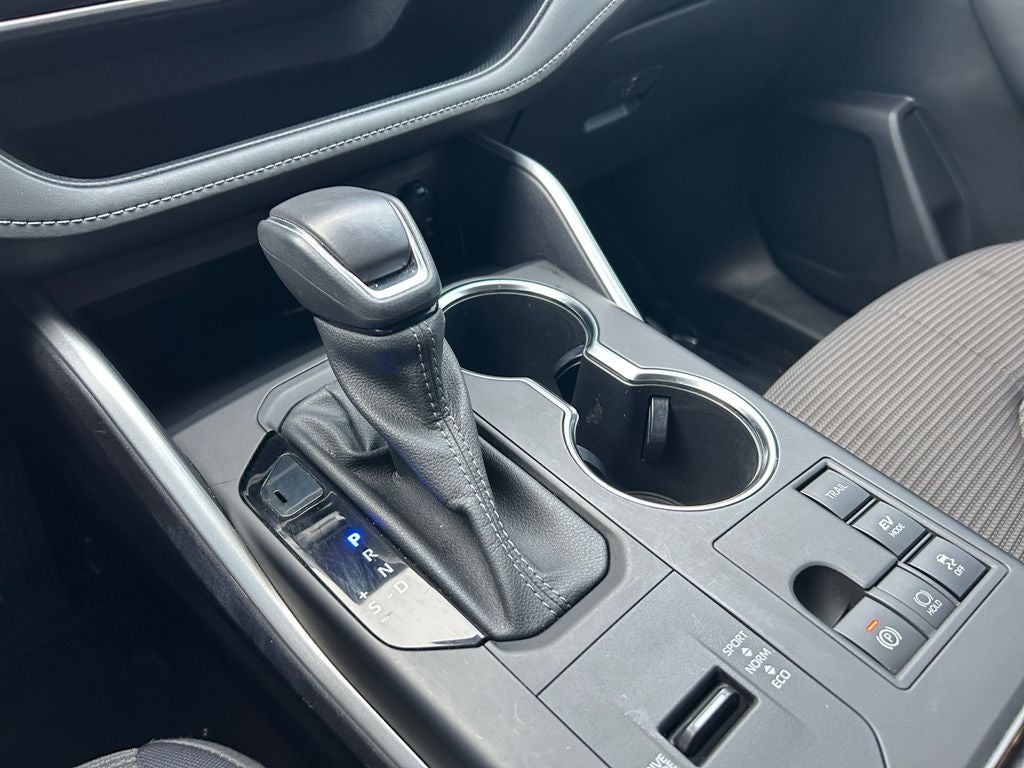 2023 Toyota Highlander Hybrid LE