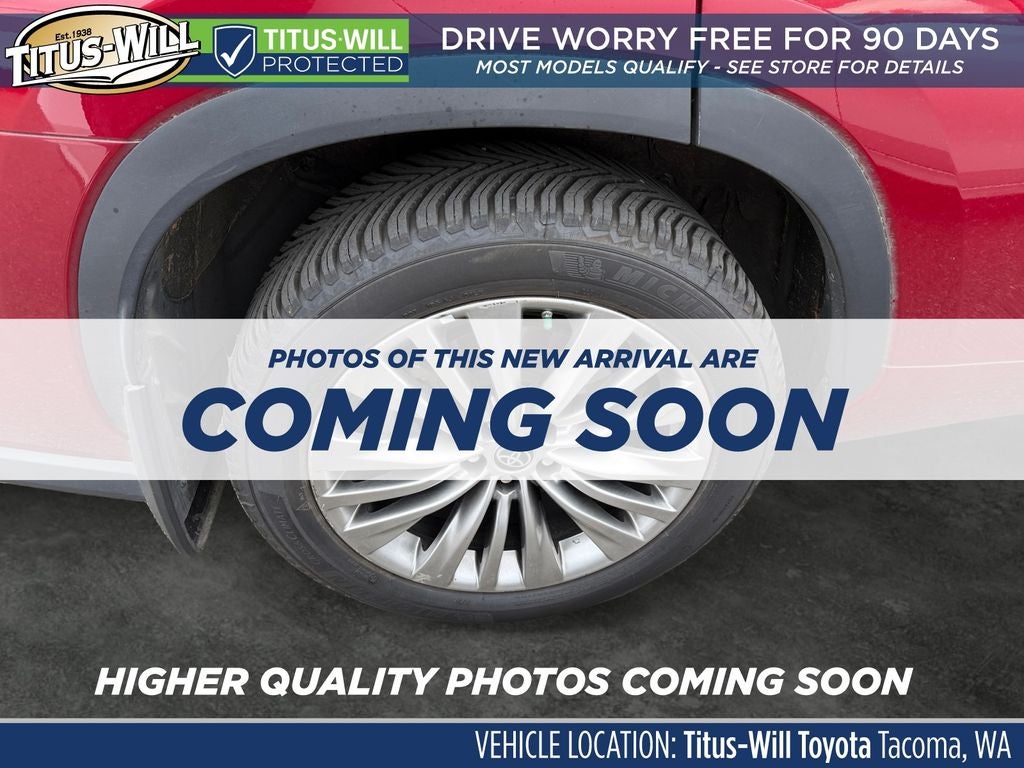 2022 Toyota Highlander Hybrid Platinum