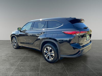 2022 Toyota HIGHLANDER HYBRD XLE