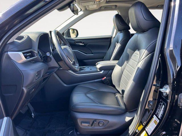 2022 Toyota HIGHLANDER HYBRD XLE