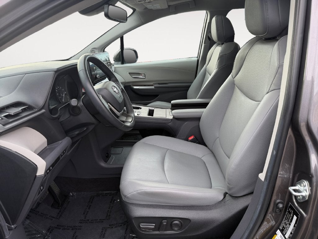 2024 Toyota Sienna XLE 7 Passenger