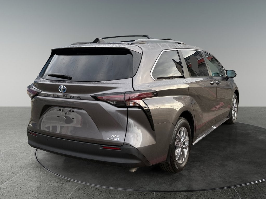 2024 Toyota Sienna XLE 7 Passenger