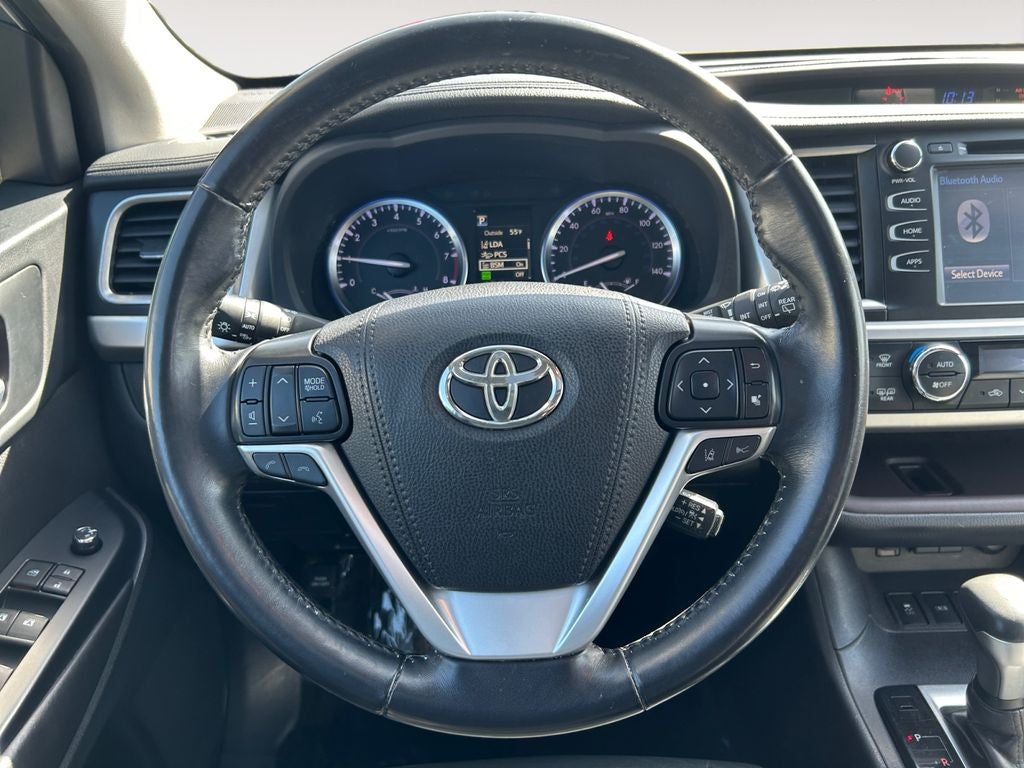 2019 Toyota HIGHLANDER XLE