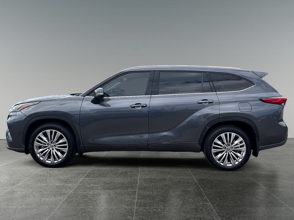 2023 Toyota HIGHLANDER Platinum 1 OWNER