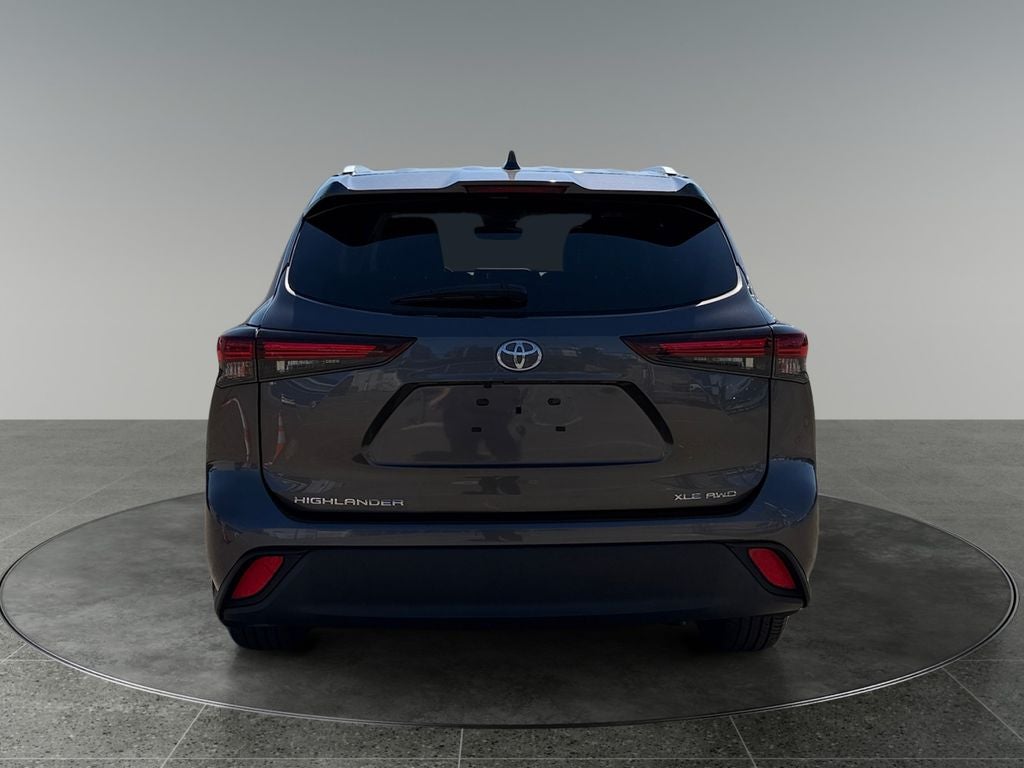2024 Toyota Highlander XLE