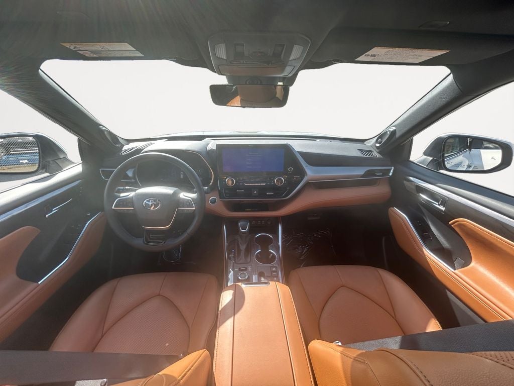 2025 Toyota HIGHLANDER Platinum