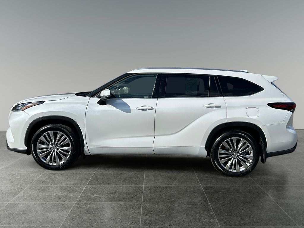 2025 Toyota HIGHLANDER Platinum