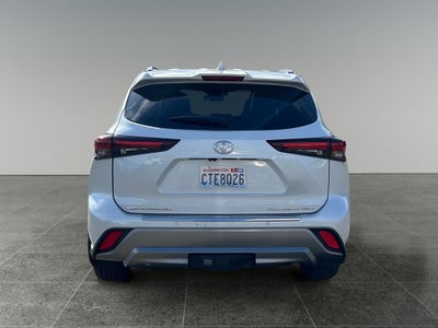 2025 Toyota HIGHLANDER Platinum